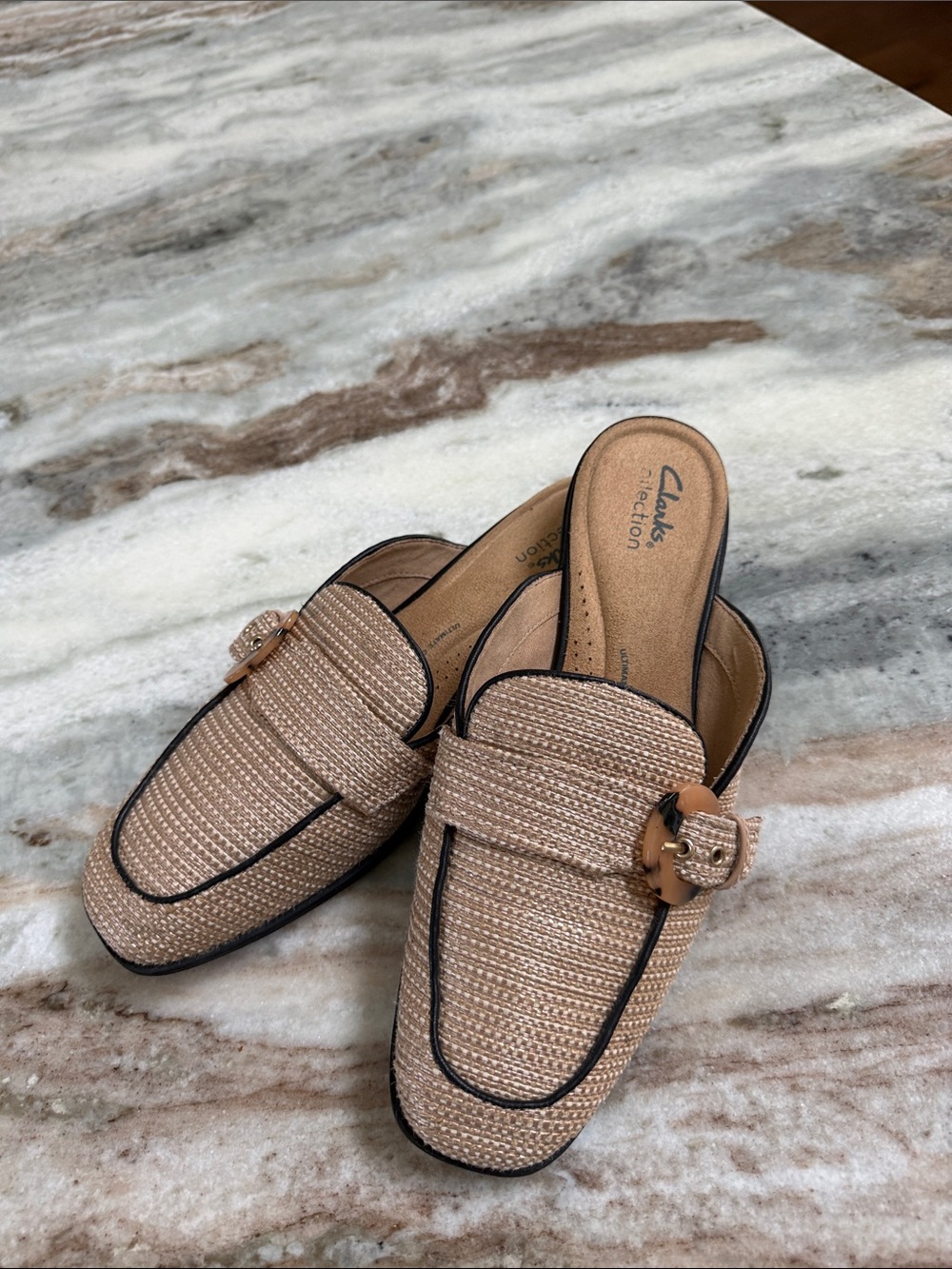 Clark’s Collection sz 9 Summer tan tweed mule